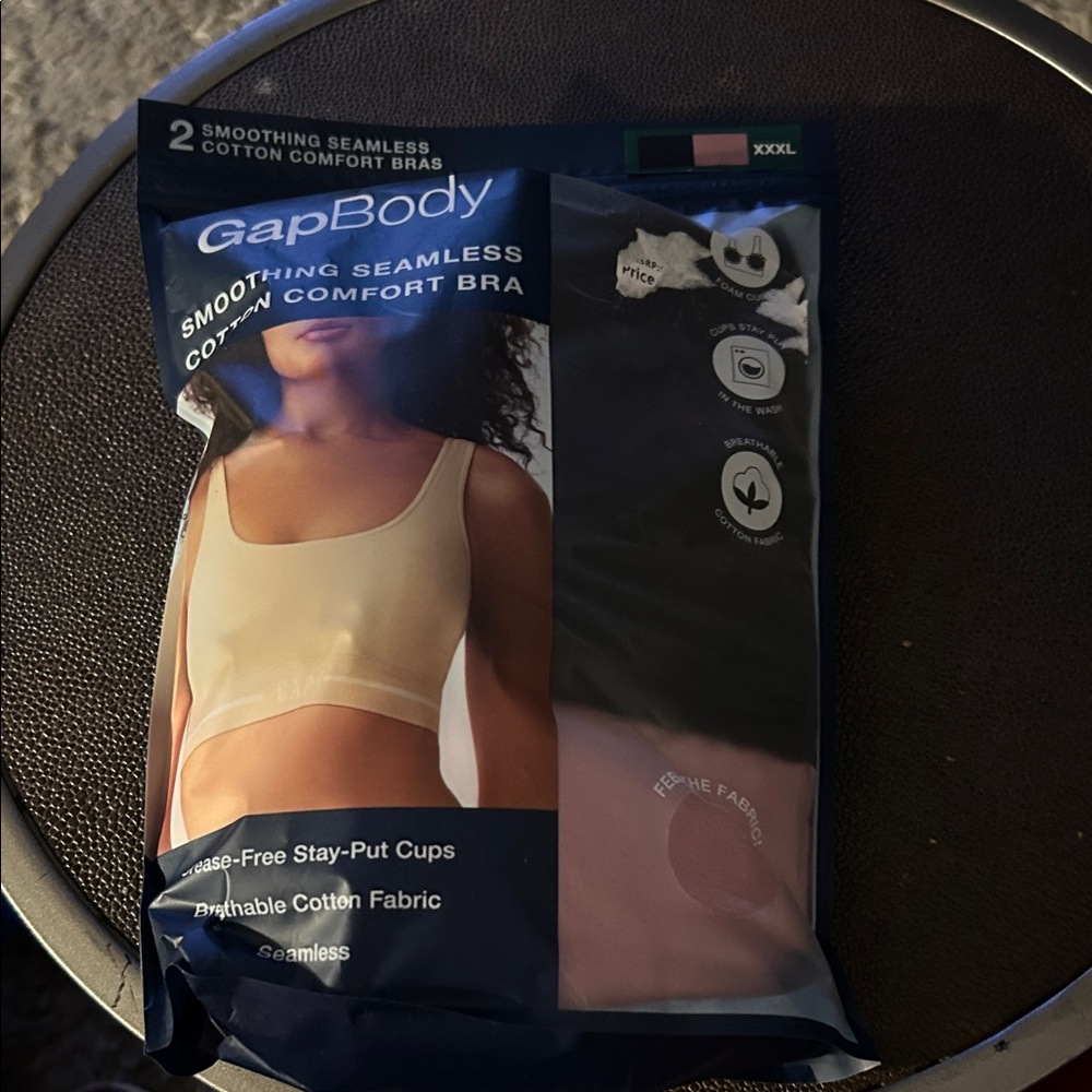 Women’s GAP Smooth Cotton Seamless Bra 2-Pack - Black & Cream